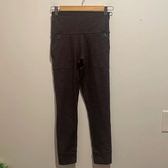 Plum Purple and Black Heathered Aerie Leggings - Picture 1 of 4